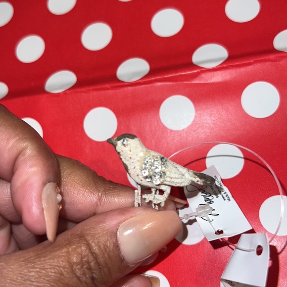 New Manual Woodworkers and Weavers Rustic Antique White Bird Magnet Paperclip - Picture 7 of 7